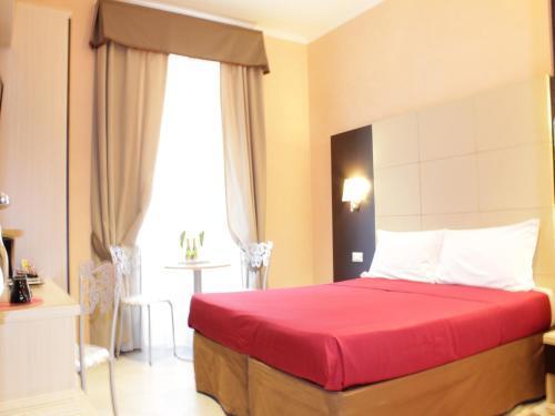 Candia Inn Vatican - Tap to explore photos