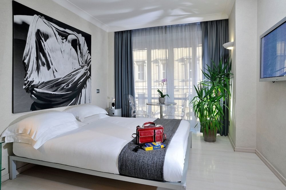 Best Pantheon B&B - Tap to explore photos