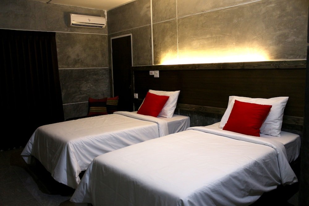 Bangkok 68 Room Type - Standard Twin Room