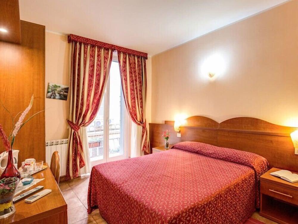 B&B Giovy Rome Room Type - Double or Twin Room