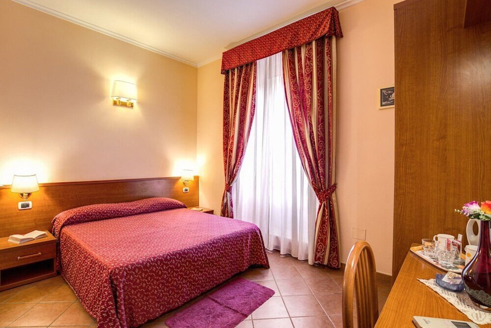 B&B Giovy Rome - Tap to explore photos