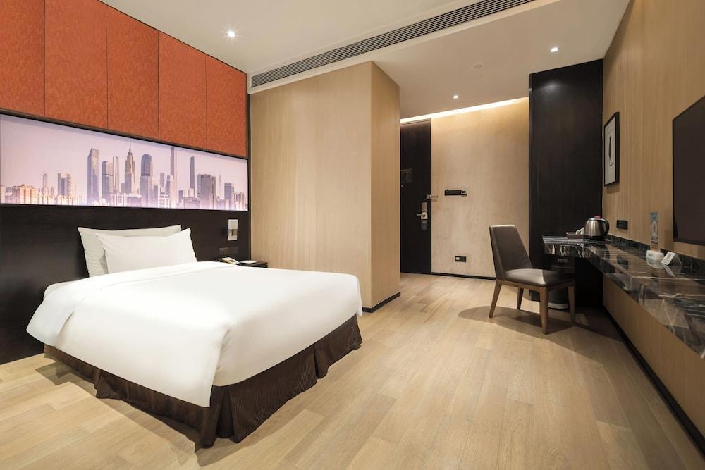 The Mulian Hotel Guangzhou Zhujiang New Town - Tap to explore photos