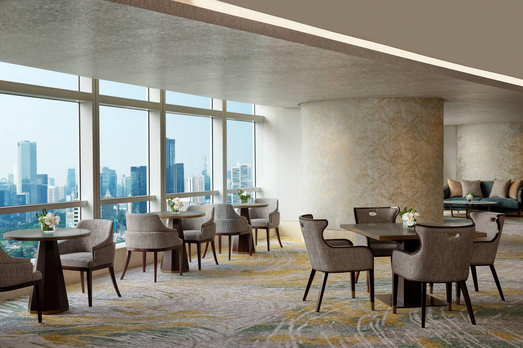 The Ritz-Carlton Jakarta, Pacific Place Room Type - Larger Guest Room, Club lounge access, Larger Guest room, 1 King, City view, Corner room