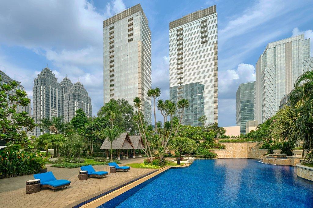 The Ritz-Carlton Jakarta, Pacific Place - Tap to explore photos