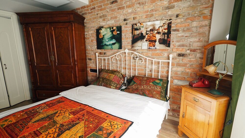 Galata Tower VIP Apartment Suites - Tap to explore photos