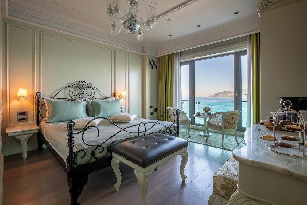 MFB Tarabya Hotel Room Type - Deluxe Room (Bosphorus View )