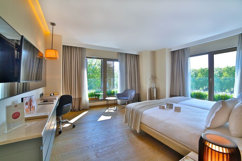 Dosso Dossi Hotels & Spa Downtown Room Type - Family Room, 2 Bedrooms