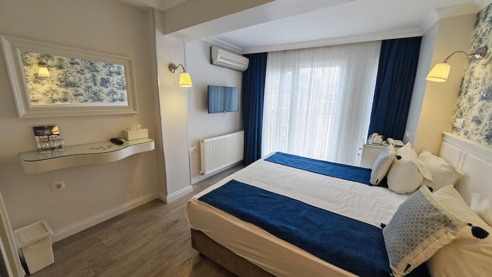 Mr. Bird Hotel Room Type - Double or Twin Room Mr. Bird Hotel Room Type - Double or Twin Room