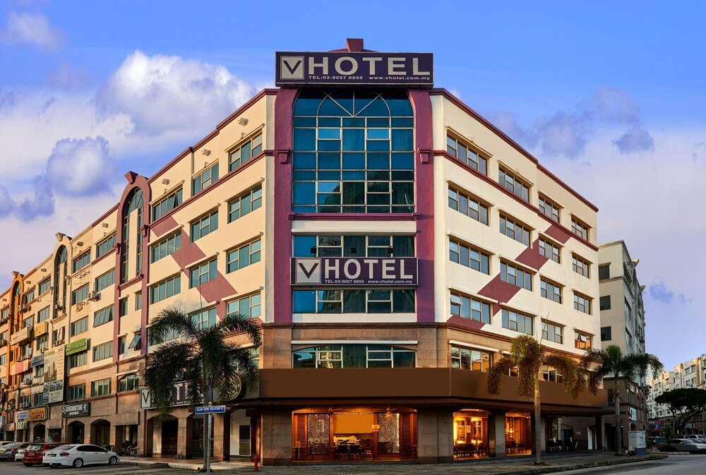 V Hotel