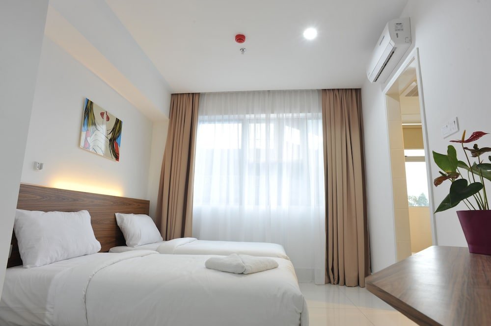 V Hotel Room Type - Superior Deluxe Twin