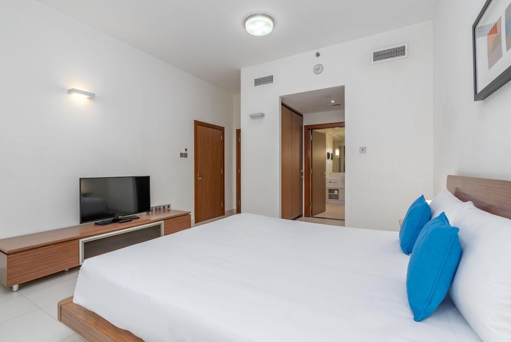 Aparthotel Adagio Abu Dhabi Al Bustan Room Type - EXECUTIVE THREE BEDROOM APARTMENT Aparthotel Adagio Abu Dhabi Al Bustan Room Type - EXECUTIVE THREE BEDROOM APARTMENT