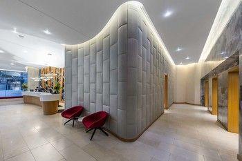 Rydges Australia Square - Tap to explore photos