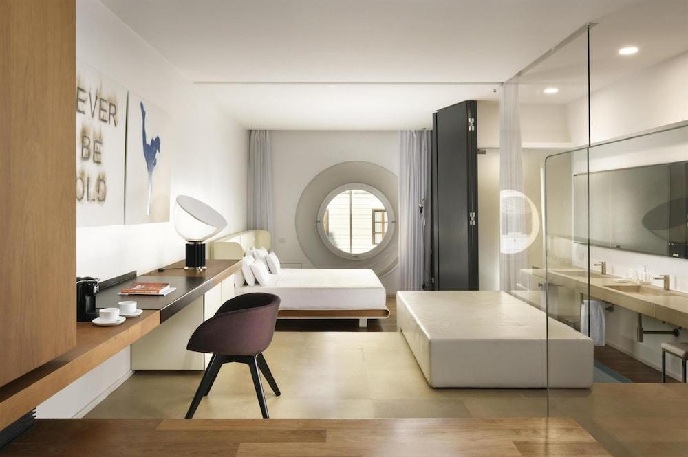 Palazzo Montemartini Rome, A Radisson Collection Hotel Room Type - Junior Suite