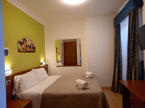 GuestLa Casa dell'Arte Room Type - Deluxe Double Room GuestLa Casa dell'Arte Room Type - Deluxe Double Room