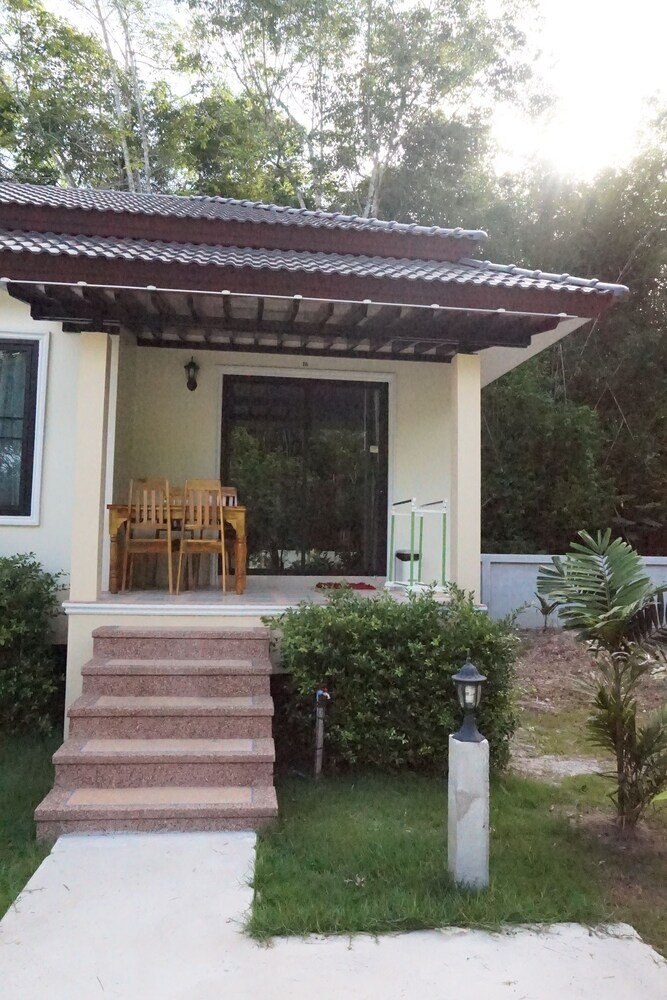Wanna Dream Villas Aonang - Tap to explore photos