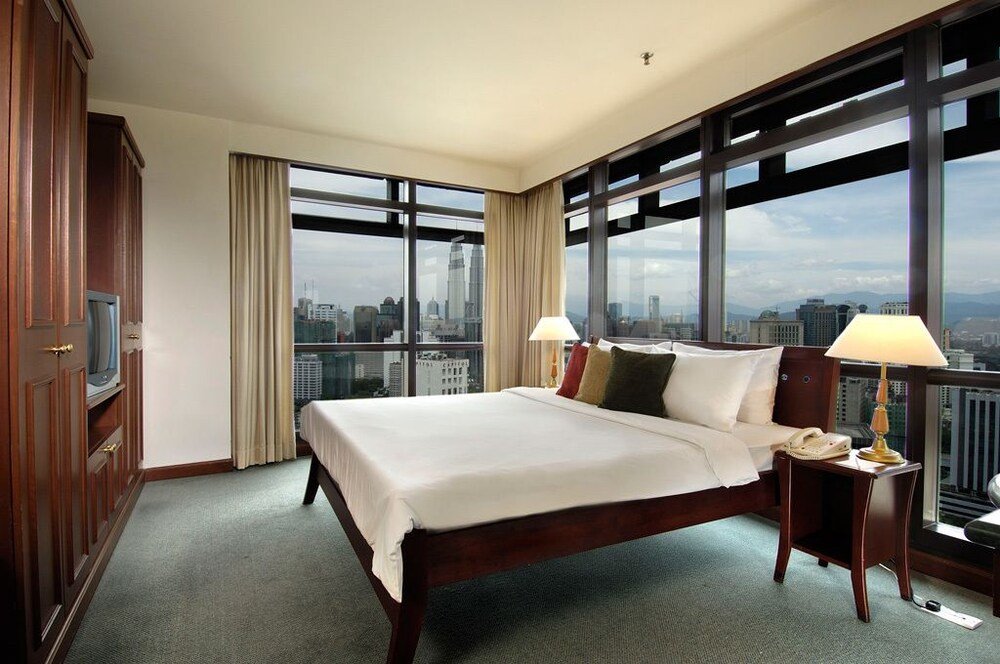 Excellent Service Suites at Times Square - Tap to explore photos