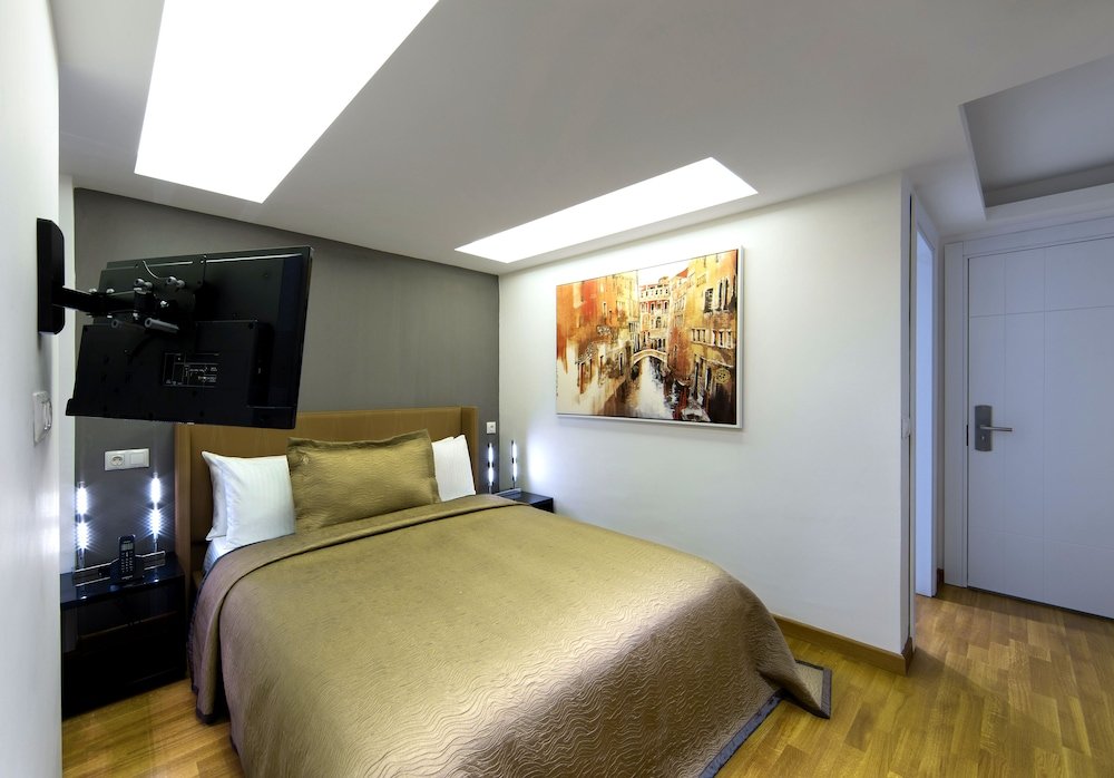 The Place Hotel Room Type - Economy Double Room