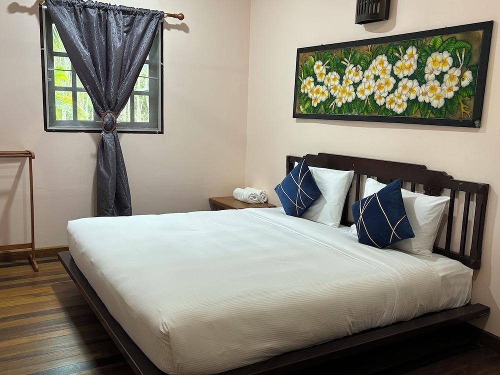 Padimas Villa @Datai Valley Room Type - Exclusive Villa, 2 Bedrooms, 2 Bathrooms, Mountain View Padimas Villa @Datai Valley Room Type - Exclusive Villa, 2 Bedrooms, 2 Bathrooms, Mountain View