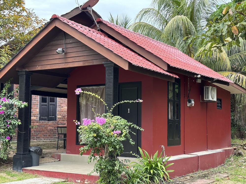 Padimas Villa @Datai Valley Room Type - Signature Single Room, 1 King Bed, Mountain View