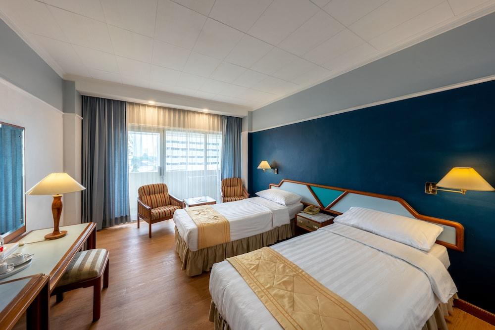 Hotel Marcopolo Jakarta Room Type - Standard Twin Room