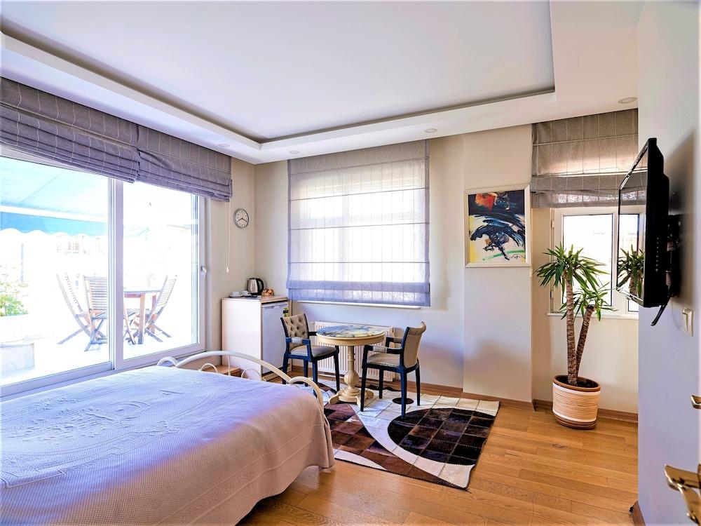 Ragıp Pasha Apartments Room Type - Deluxe Balcony Room