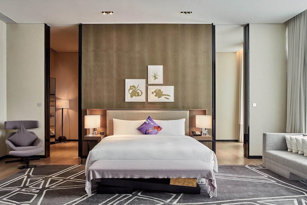W Guangzhou by Marriott - Tap to explore photos