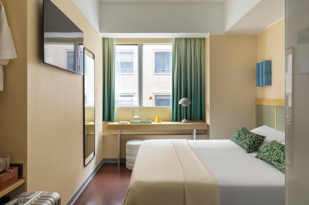 Moderno Hotel- Adult Only Room Type - Basic Double Room