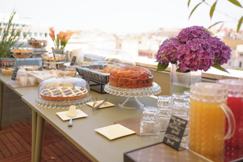 Moderno Hotel- Adult Only - Tap to explore photos