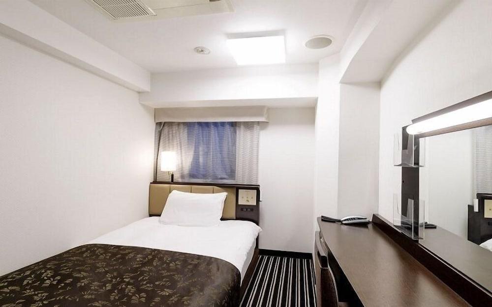 APA Hotel Ginza Kyobashi Tokyo Eki Yaesu Minamiguchi - Tap to explore photos