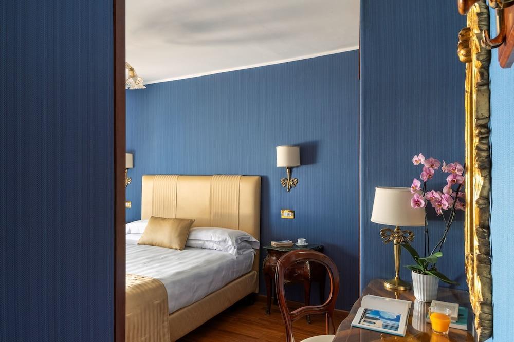 Hotel Scalinata di Spagna Room Type - Standard Triple Room