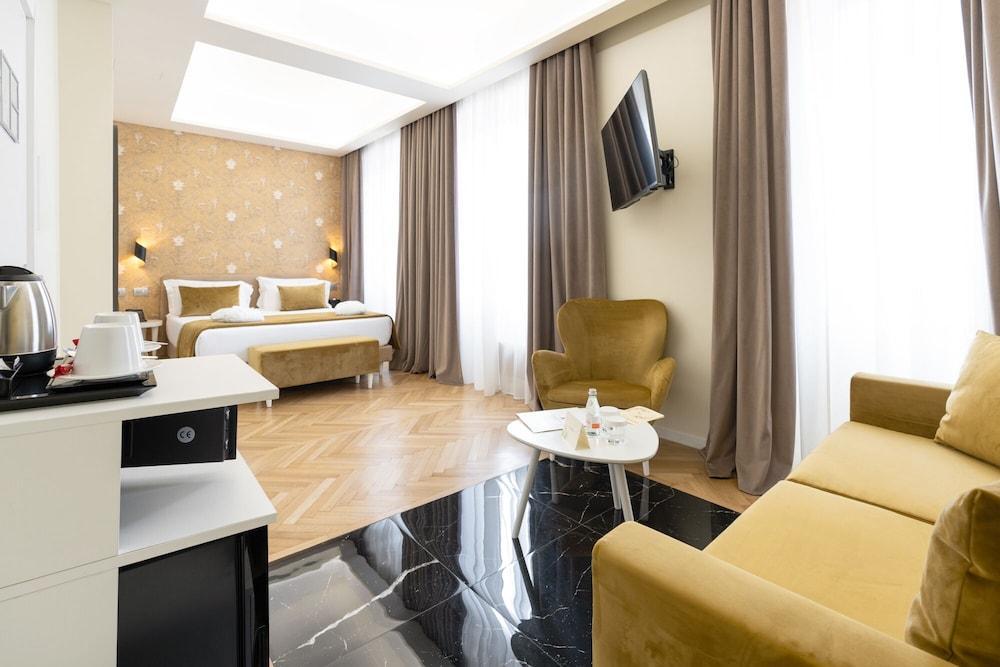 Hotel Caravita Room Type - Junior Suite Hotel Caravita Room Type - Junior Suite