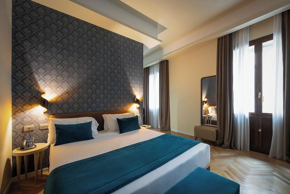 Hotel Caravita Room Type - Standard Suite