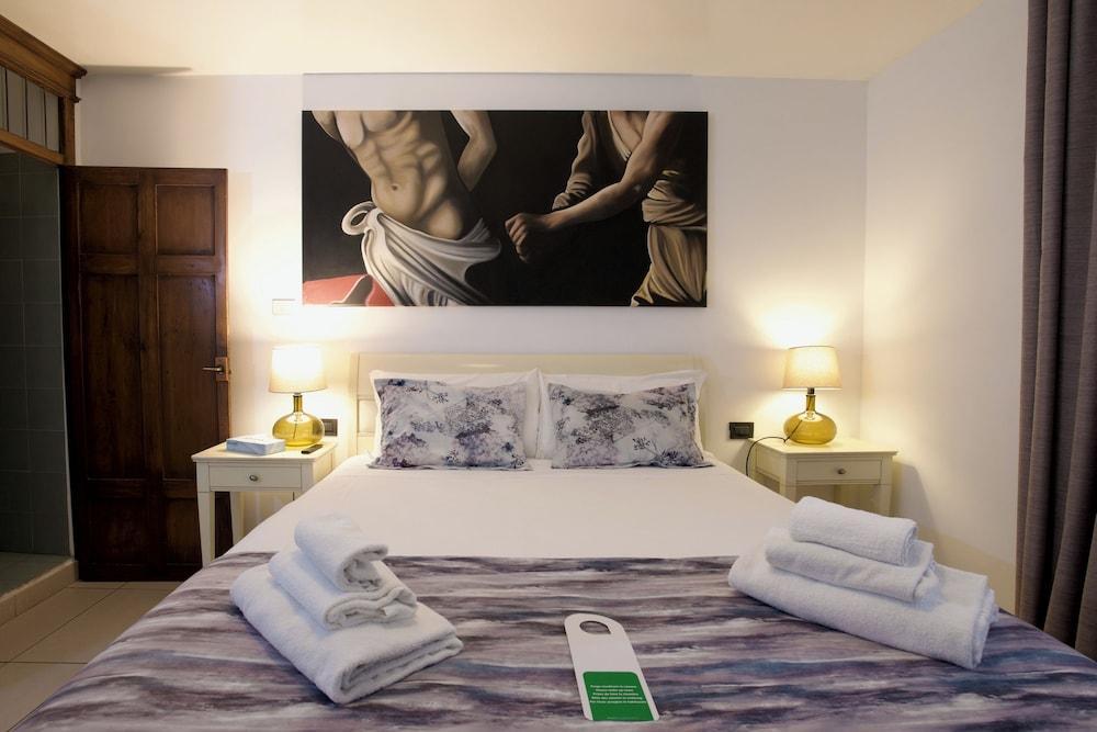 St. Peter' Six Rooms & Suites Room Type - Double Room, 1 Queen Bed
