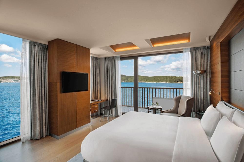 The Grand Tarabya Managed by Accor Room Type - Suite, 1 Double Bed