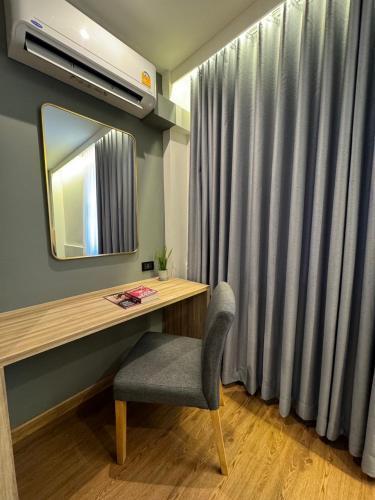 iCheck inn Sukhumvit 19 - Tap to explore photos