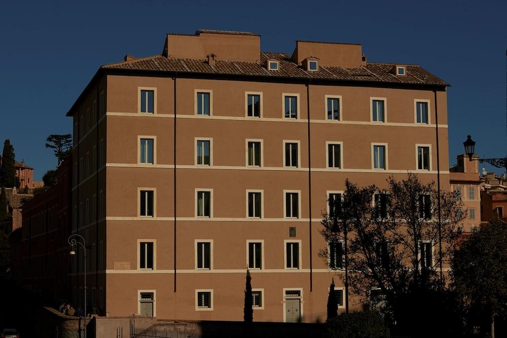 Palazzo Velabro - Tap to explore photos