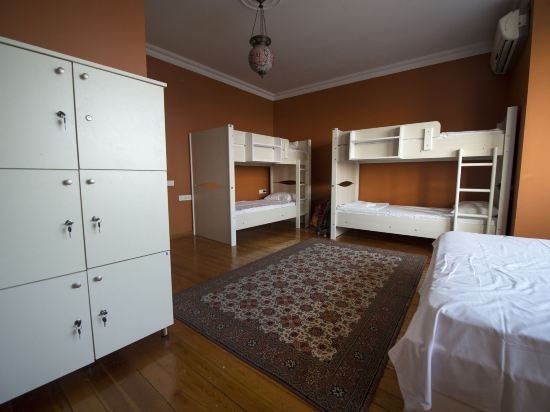 Cheers Lighthouse Istanbul 3 6 4 0 6 3 Price Address Reviews