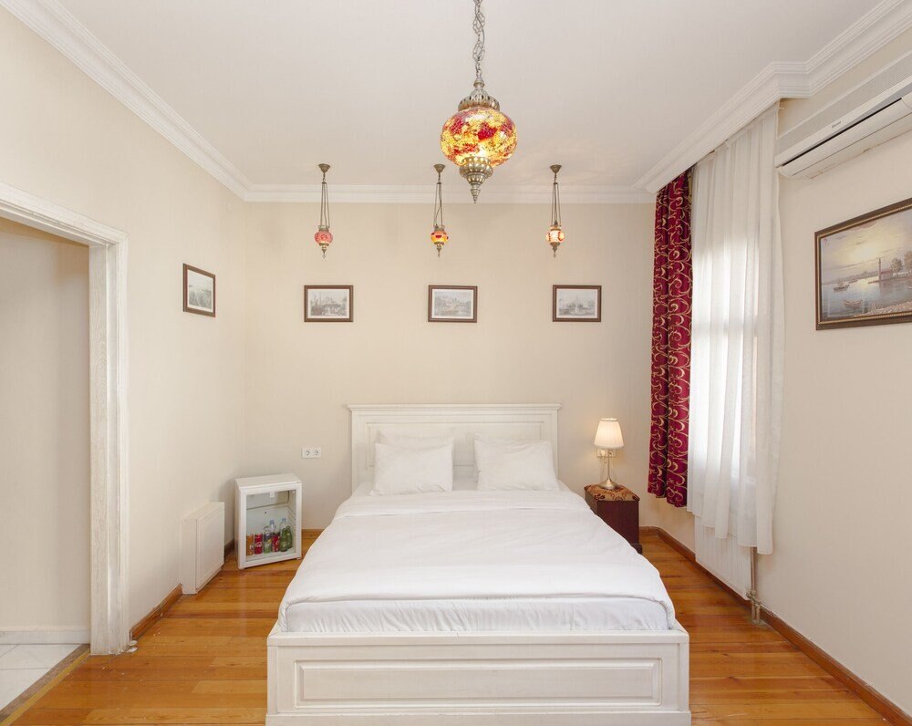 Cheers Lighthouse Room Type - Standard Double Room