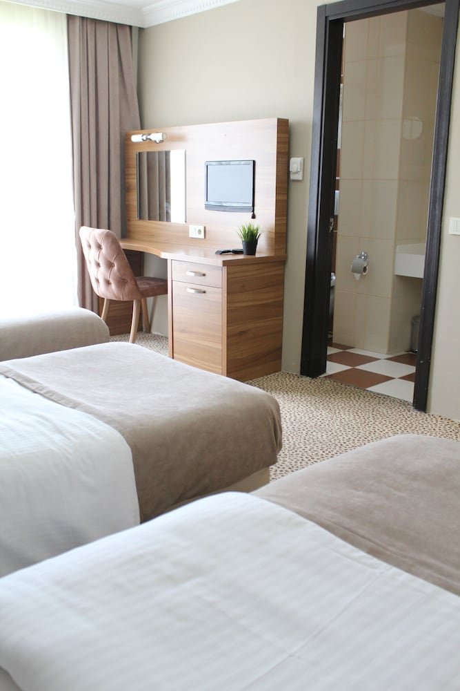 Air Boss Istanbul Airport And Fair Hotel Istanbul Price Address Reviews