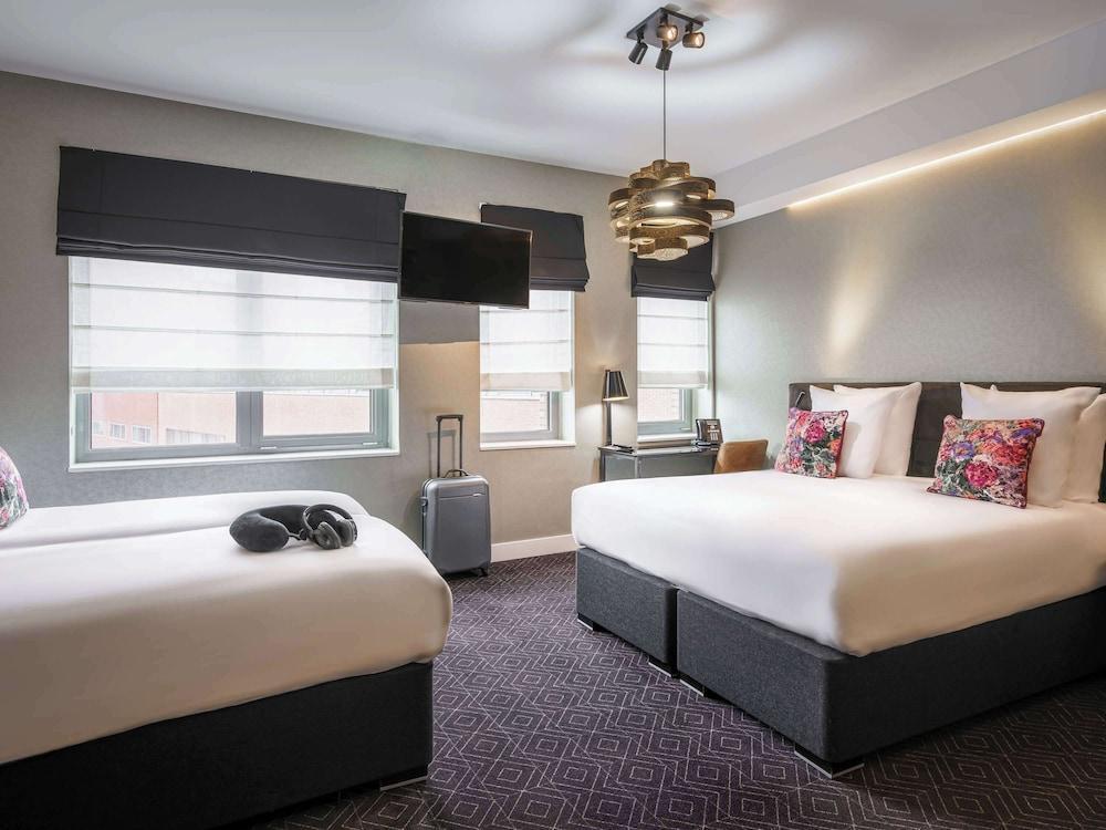 Mercure Hotel Amsterdam Sloterdijk Station - Tap to explore photos
