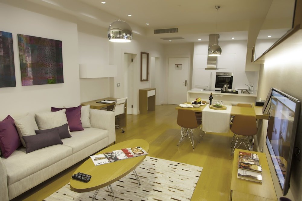 The Leos Residence Room Type - Deluxe Apartment, 1 Bedroom, Kitchen, City View The Leos Residence Room Type - Deluxe Apartment, 1 Bedroom, Kitchen, City View