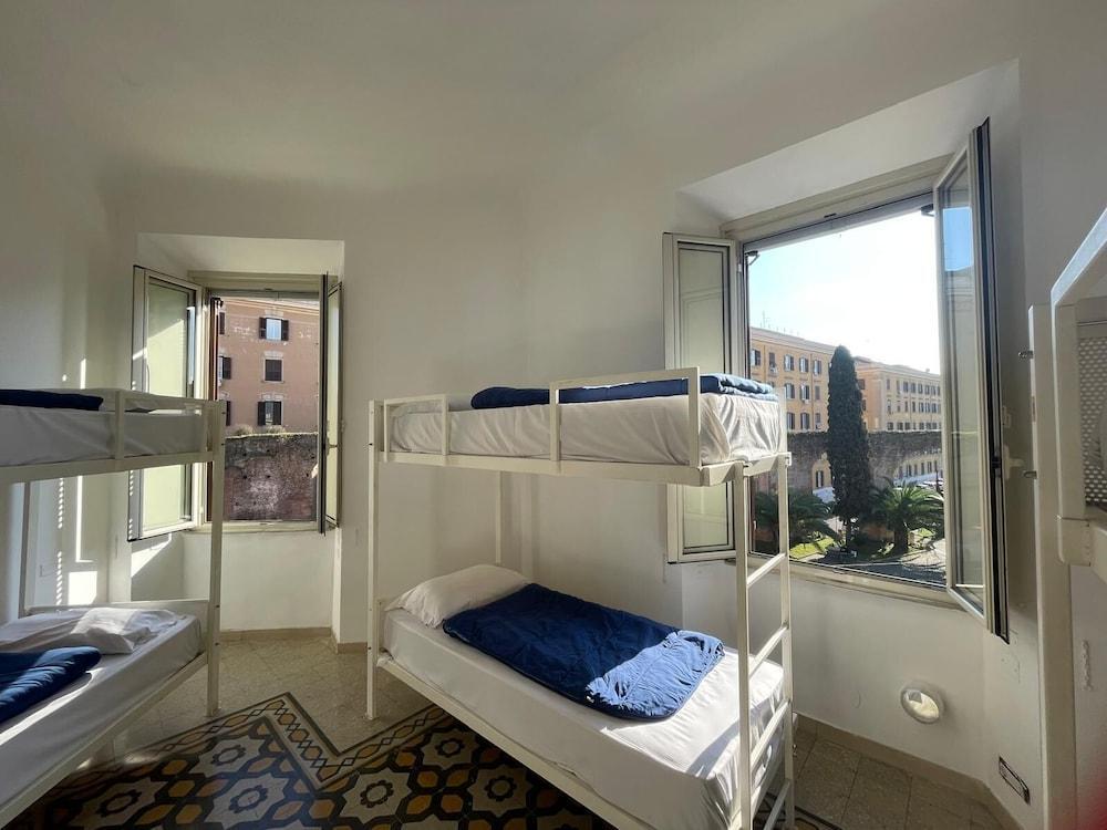 Rome Experience Hostel - Tap to explore photos