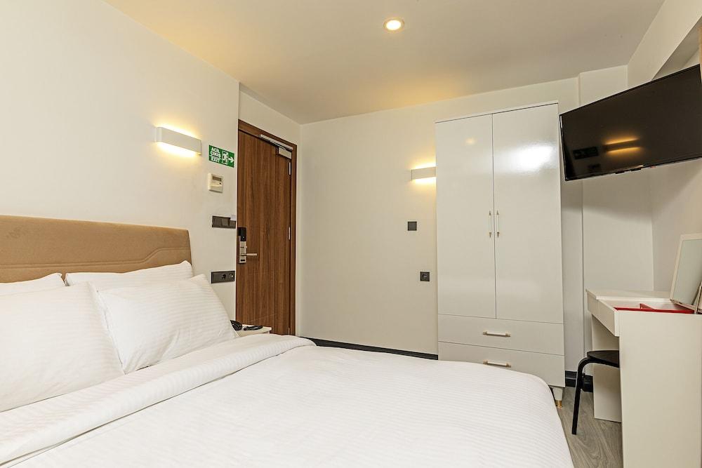 Septimum Room Type - Superior Double Room
