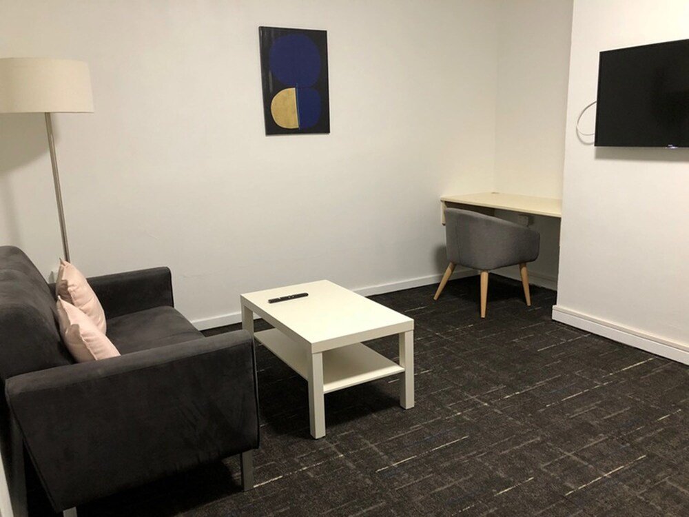 Parkdale Motor Inn Room Type - One Bedroom Apartment