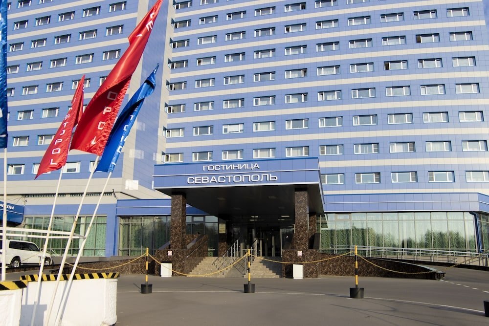 Hotel Sevastopol Modern - Tap to explore photos