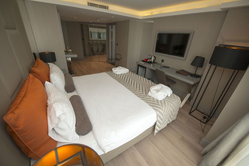 Manesol Old City Bosphorus Room Type - King Suite Sea View Room