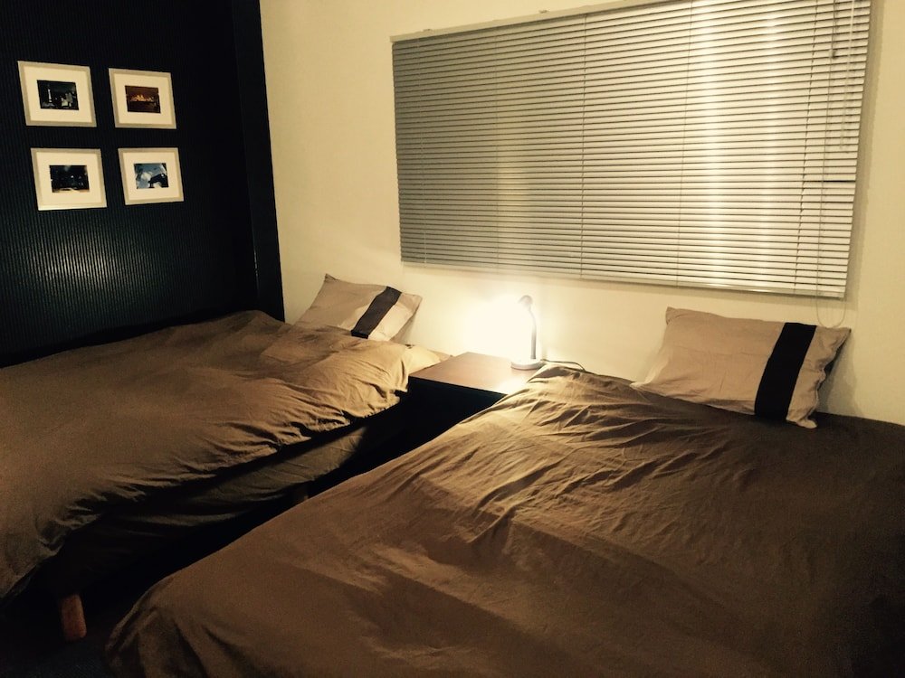 GIS Guest House Tokyo - Tap to explore photos