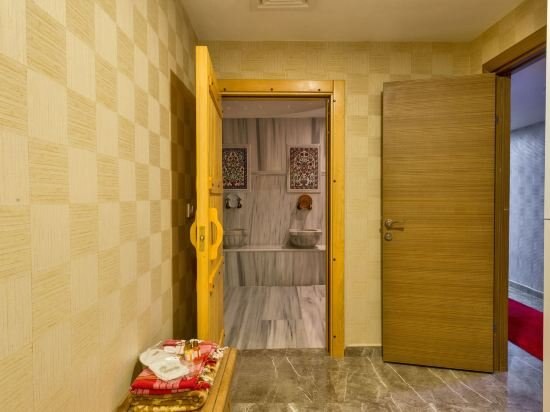 Grand Pamir Hotel Istanbul Hotel Price Address Reviews