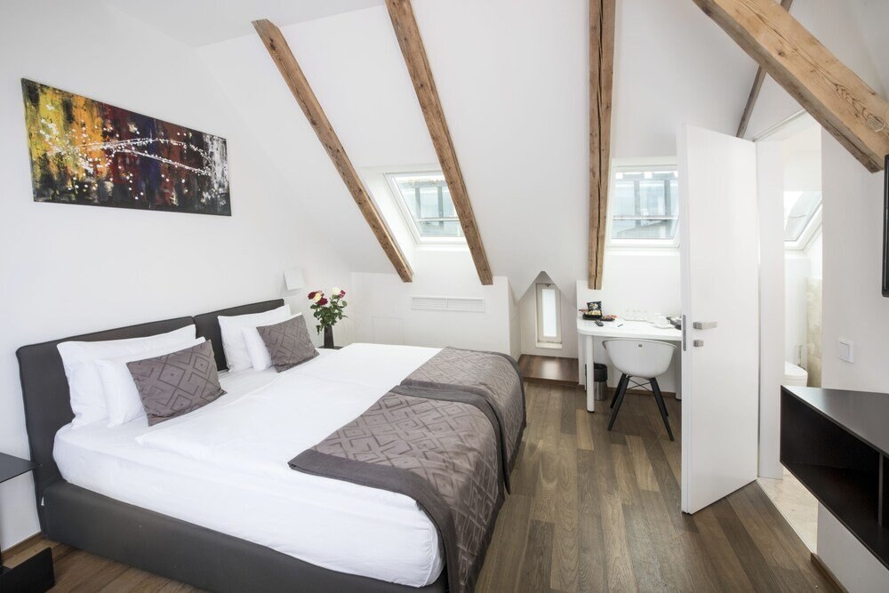 Golden Crown Room Type - Roof Top Superior Double/Twin