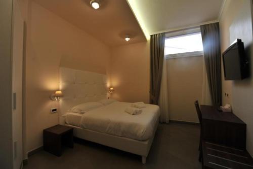 Hotel Villa Zaccardi - Tap to explore photos